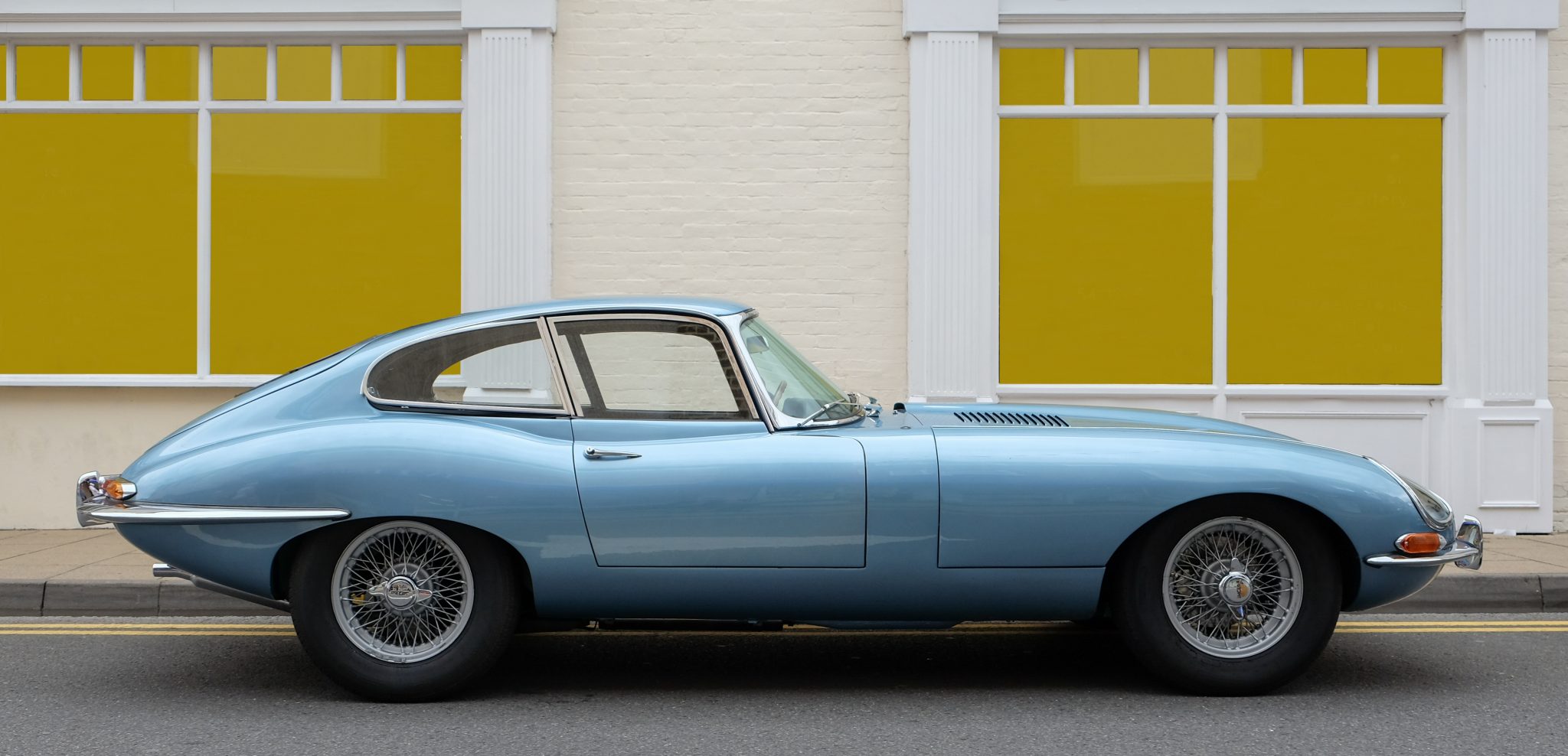 Ягуар e Type 1961 салон